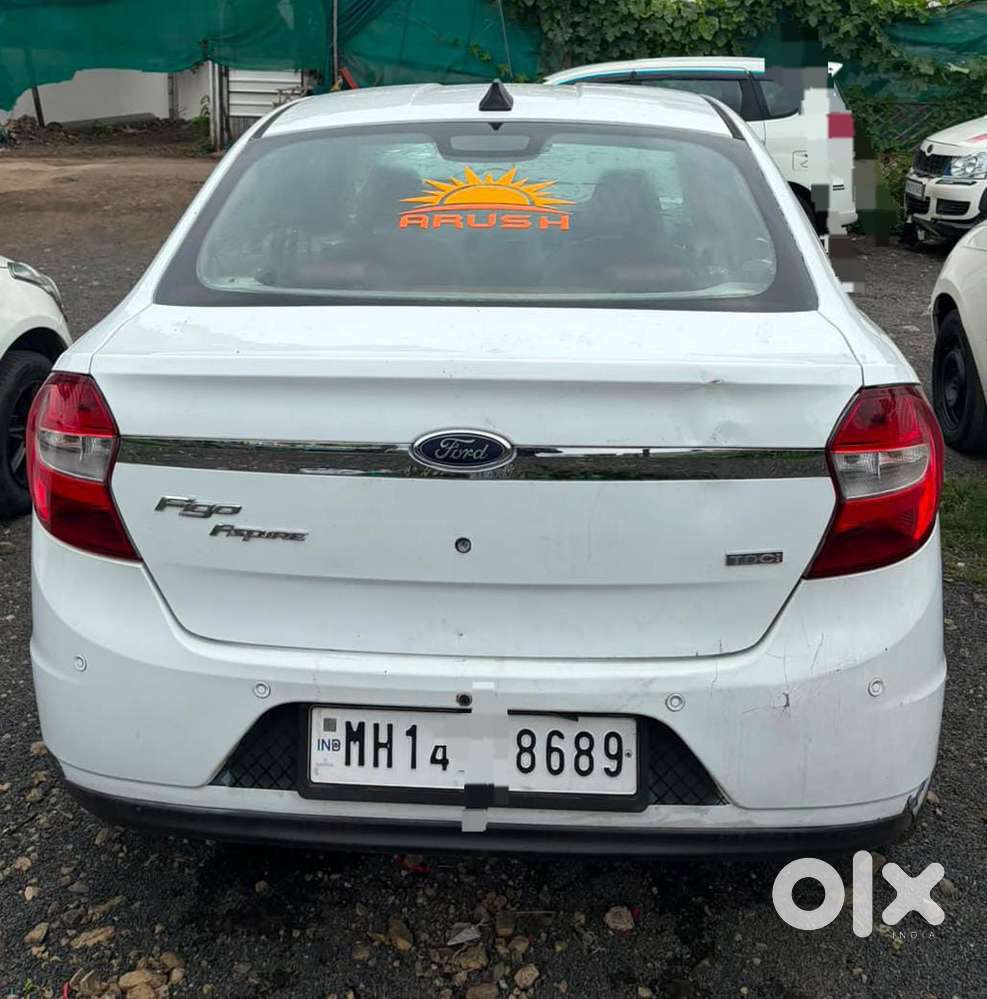 Ford Aspire Titanium Blu 2015