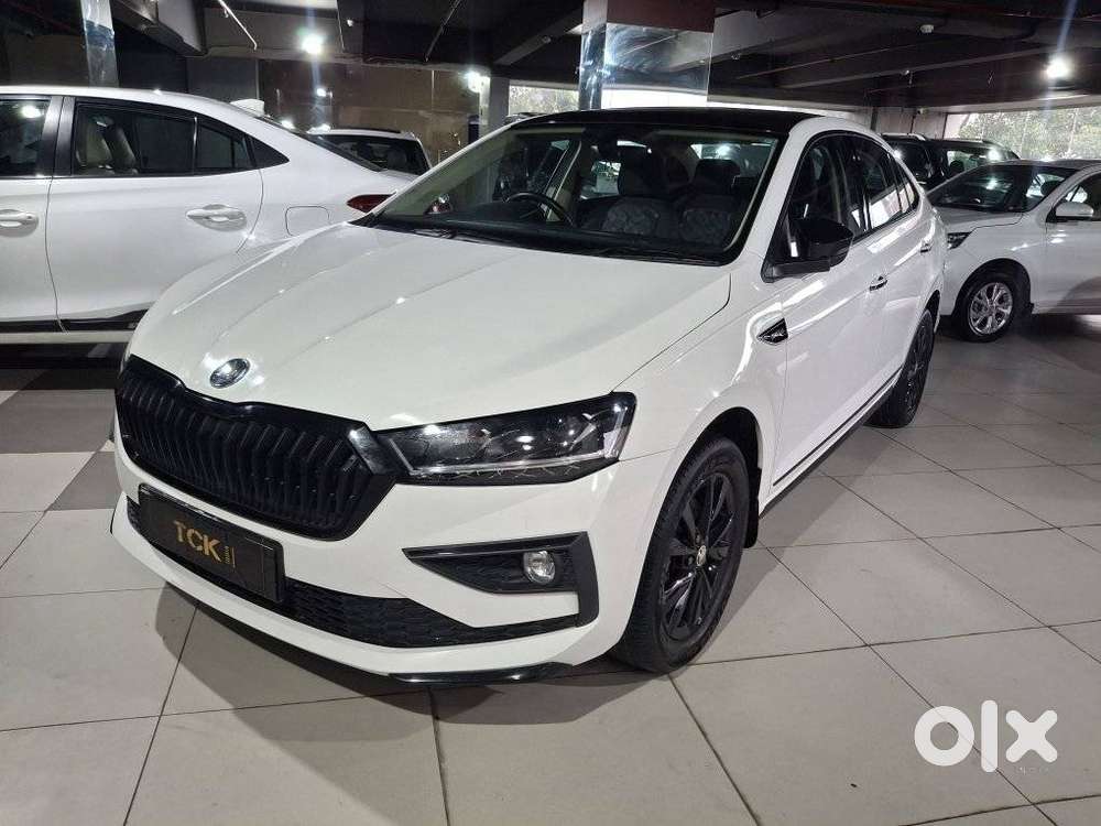 Skoda Slavia 1.0 Tsi Style At, 2025, Petrol