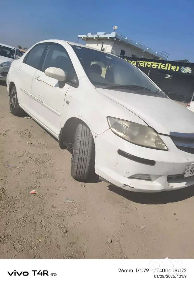 Honda City Zx 2006 Cng & Hybrids 170000 Km Driven New Tyre In Warranty