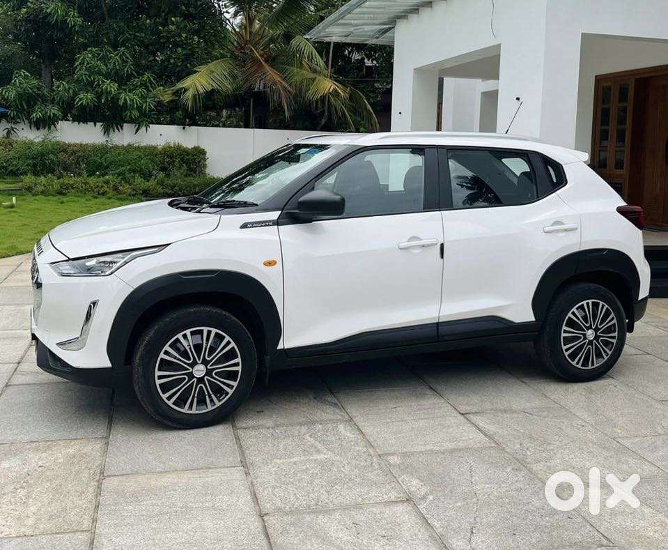 Nissan Magnite 1.0 Xe, 2022, Petrol