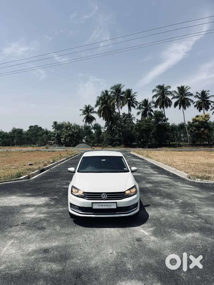 Volkswagen Vento 1.5 Highline At Dsg 2016