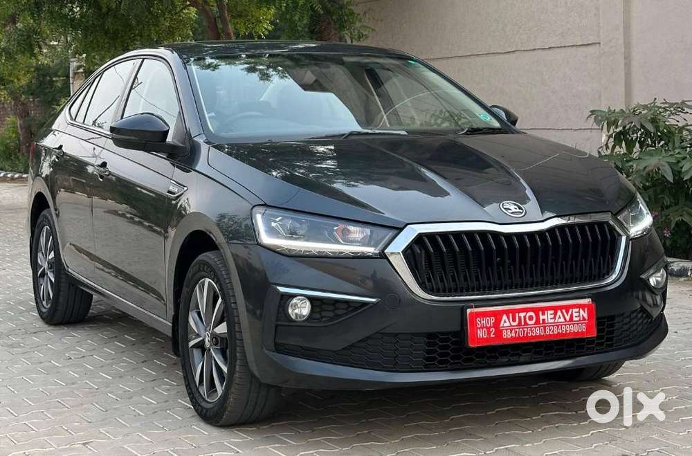 Skoda Slavia 1.0 Tsi Style At, 2023, Petrol
