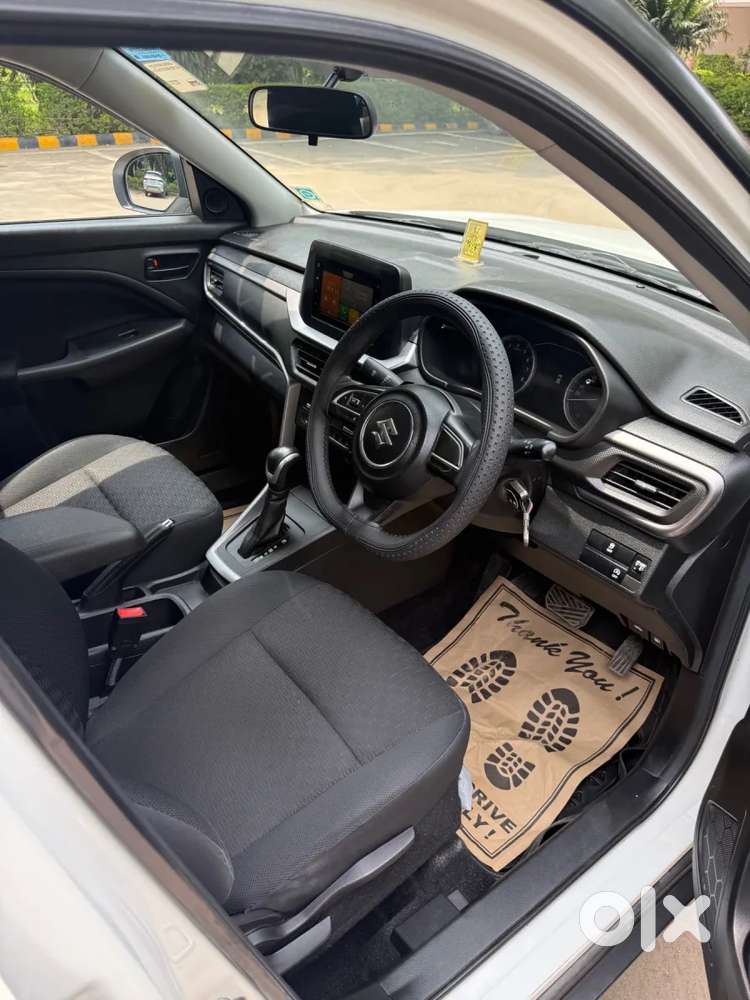 Maruti Suzuki Brezza Vxi At, 2023, Petrol