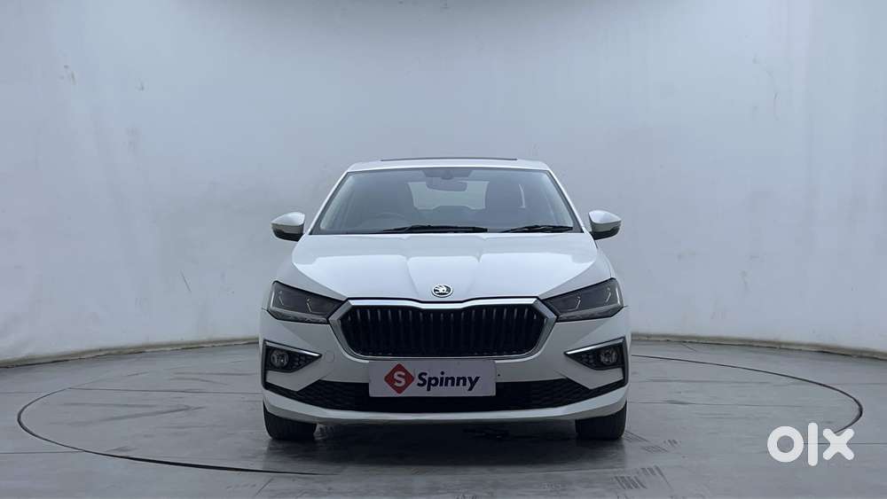 Skoda Slavia Style 1.0l Tsi Mt, 2022, Petrol