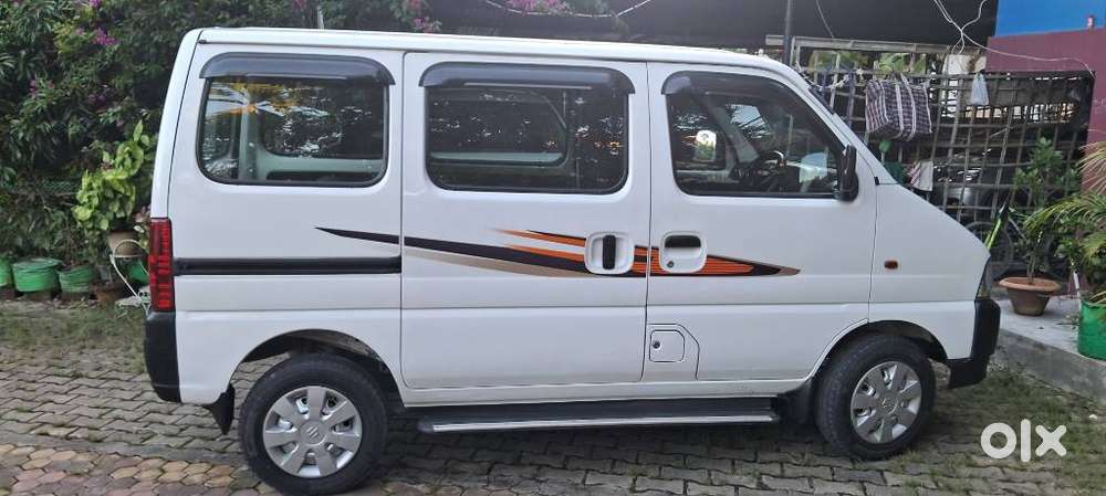 Maruti Suzuki Eeco 5 Str Ac (o), 2022, Petrol