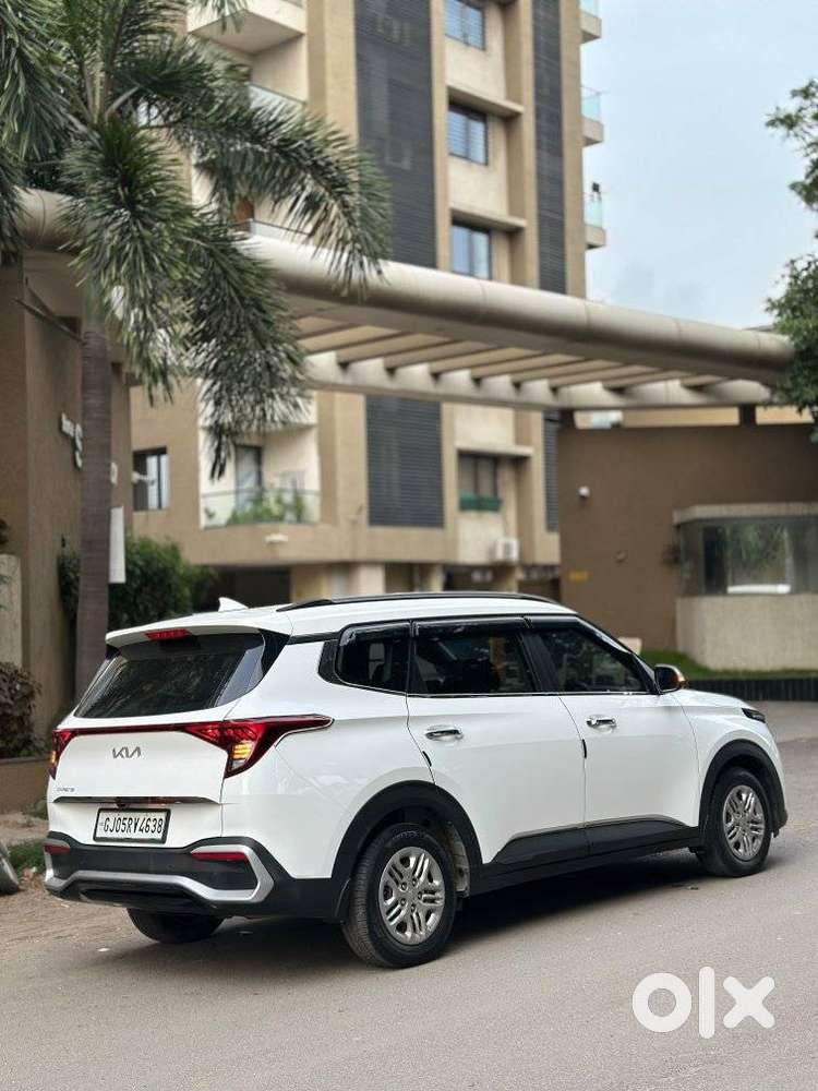 Kia Carens G1.5 6mt Gravity, 2023, Petrol