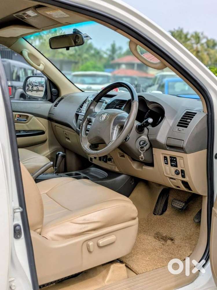 Toyota Fortuner 4x2 At, 2013, Diesel