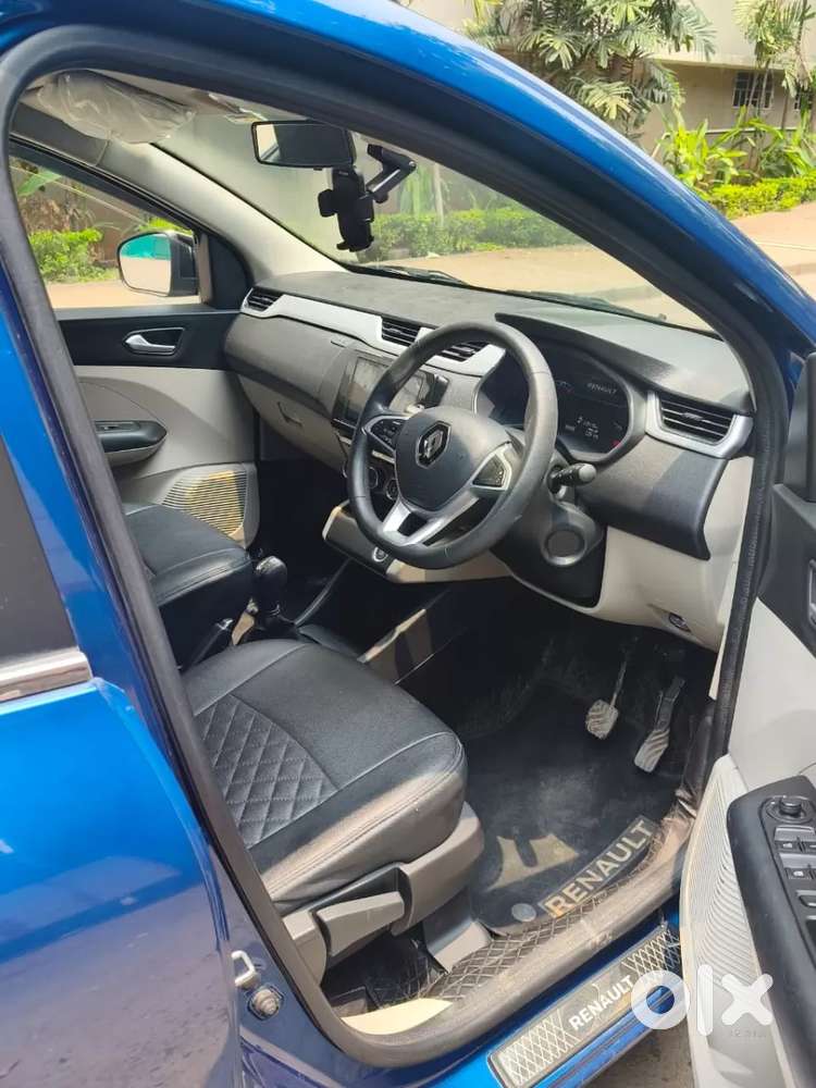 Renault Triber Rxz Easy-r Amt, 2023, Petrol