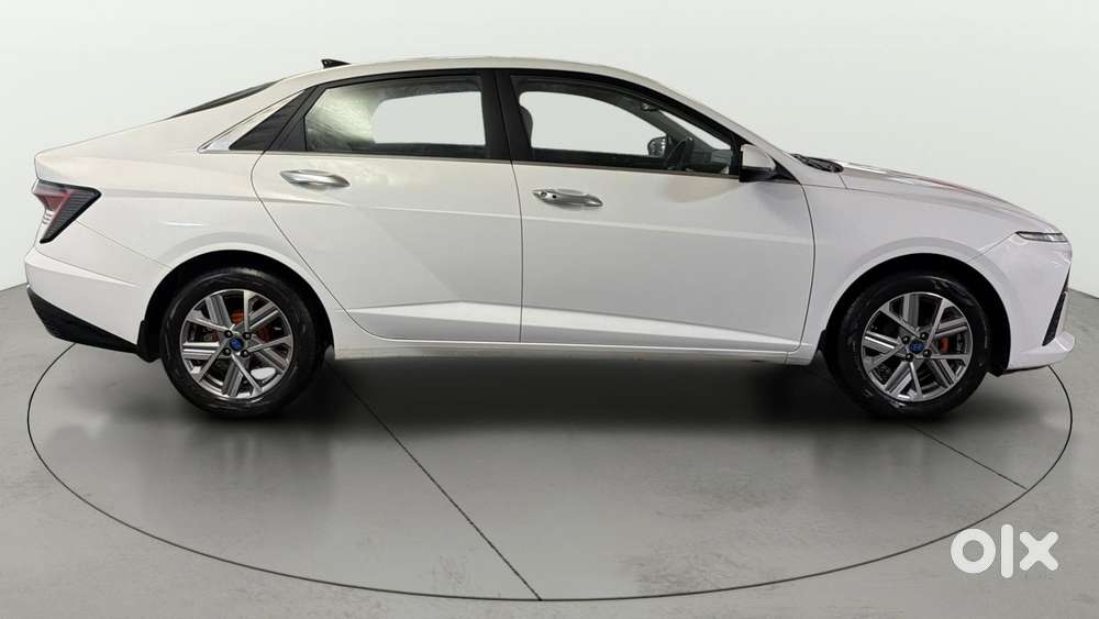 Hyundai Verna 1.5 Mpi Mt Sx (o), 2024, Petrol