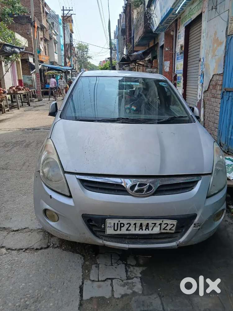 Hyundai I20  Petrol 2009   29 Tak  Valid  Hain Moradabad  Transfer Hai