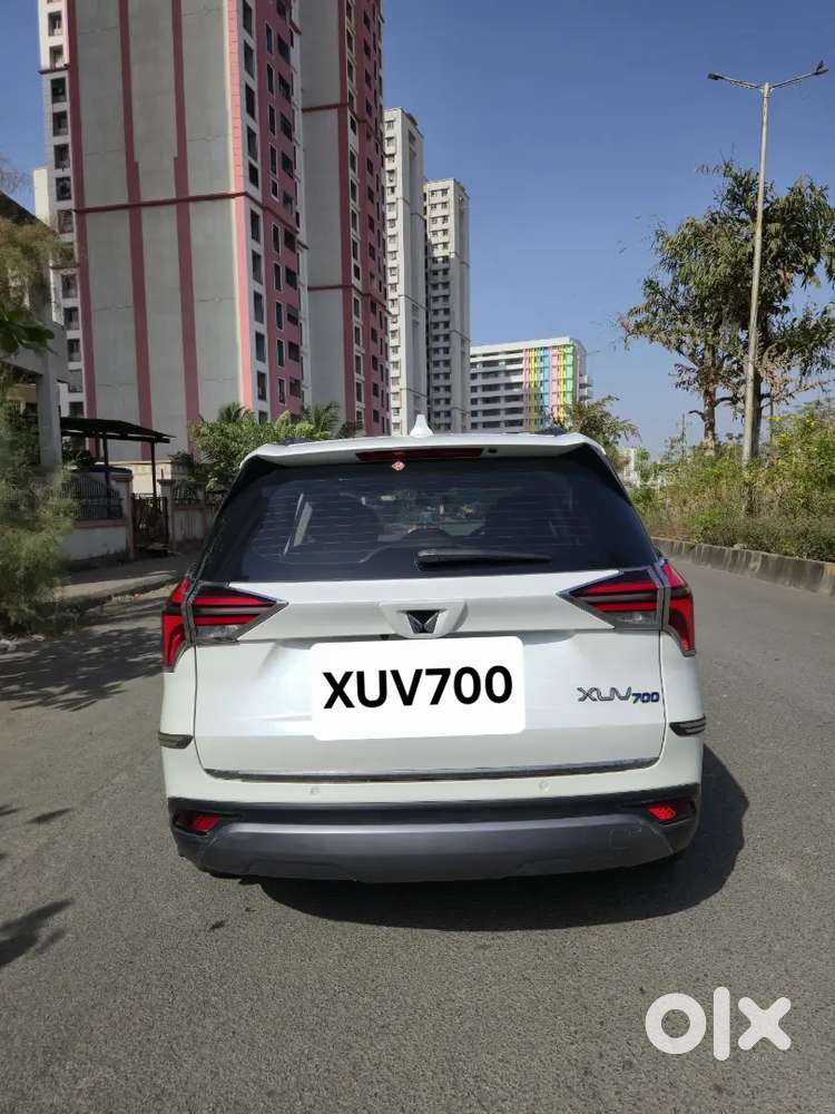 Mahendra Xuv700 Ax5 5seater