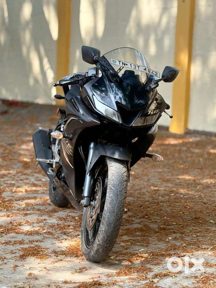Black Yamaha R15 V3 Colours Price V3 Monster Edition R15 Racing
