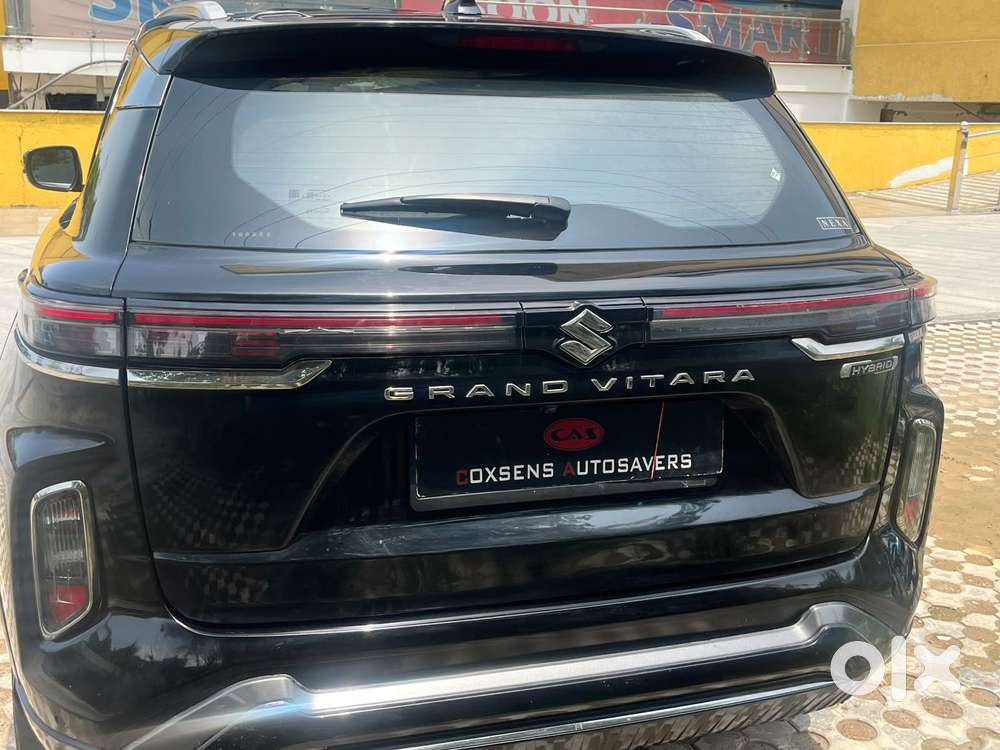 Maruti Suzuki Grand Vitara 1.5 Zeta Plus Dual Tone Intelligent Hybri..