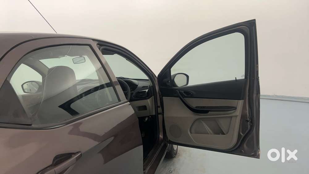 Tata Tiago 1.2 Revotron Xt, 2019, Petrol