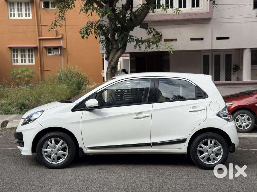 Honda Brio 2013-2016 Vx At, 2016, Petrol