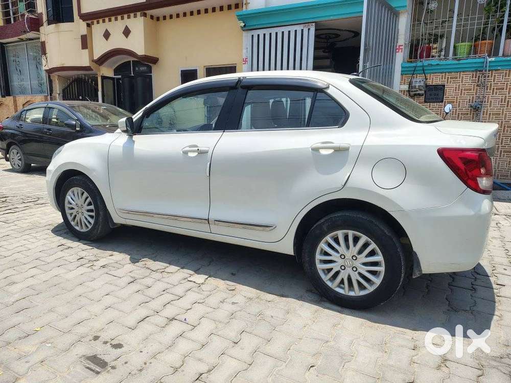 Maruti Suzuki Swift Dzire Zxi + Mt, 2022, Petrol