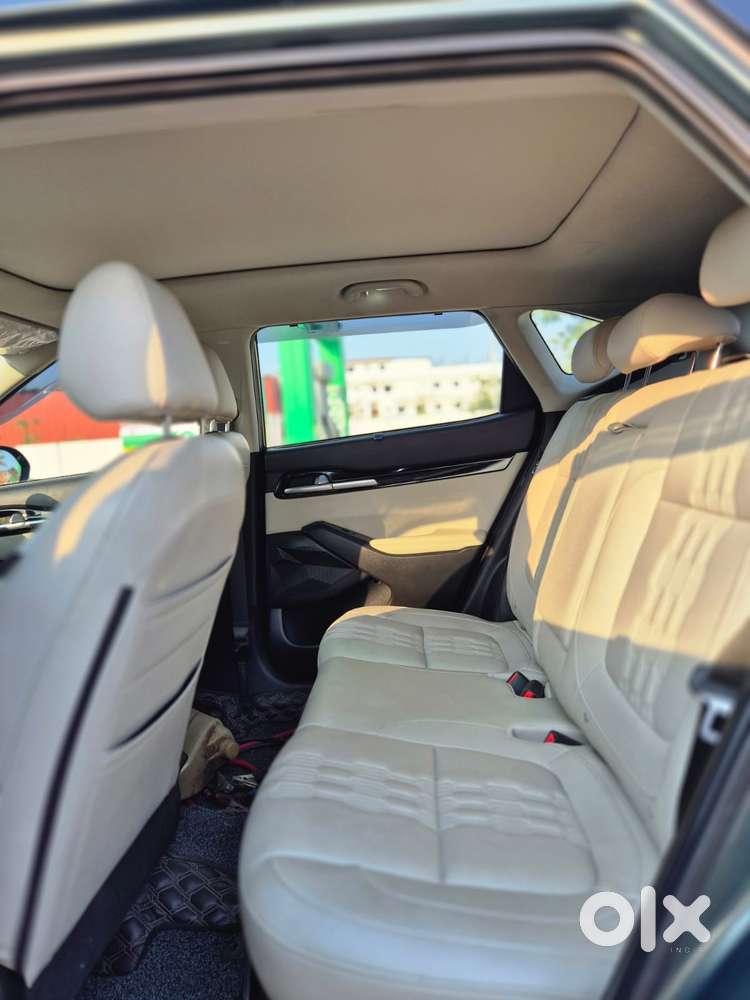 Kia Seltos, 2023, Petrol