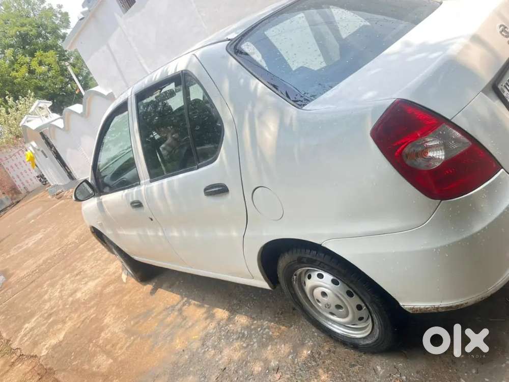 Tata Indigo Ecs 2017 कार