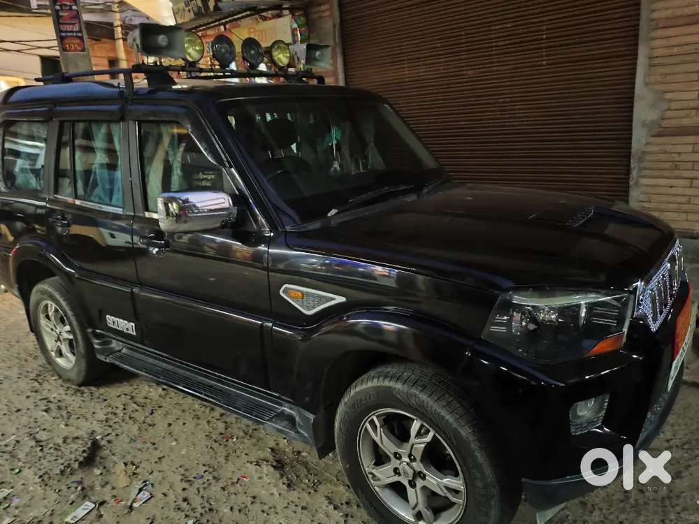 Mahindra Scorpio 2017 Diesel 40000 Km Driven, Mint Condition