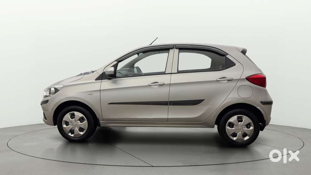 Tata Tiago 1.2 Revotron Xta, 2018, Petrol