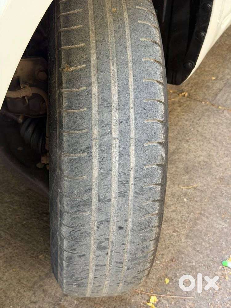 Maruti Suzuki Swift Dzire Vxi Optional, 2013, Petrol