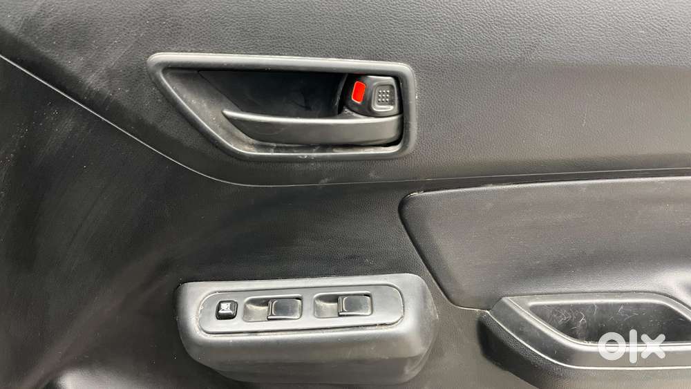 Maruti Suzuki Swift Lxi 2018, 2019, Petrol