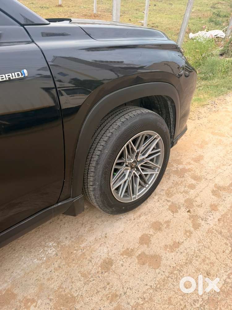Toyota Urban Cruiser Hyryder 2024 Well Maintained