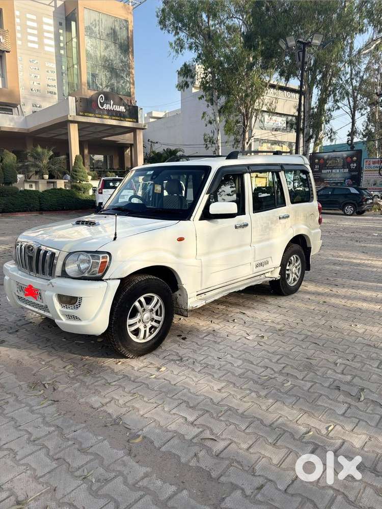 Mahindra Scorpio Vlx 2013 Diesel Well Maintained