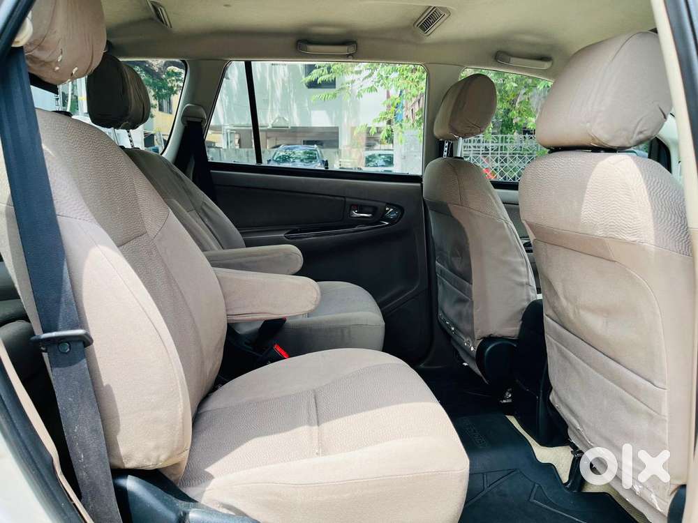 Toyota Innova 2.5 V 7 Str, 2015, Diesel