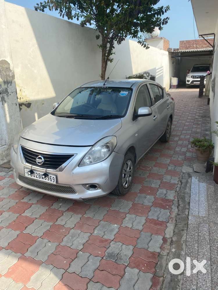 Nissan Sunny Petrol 2012