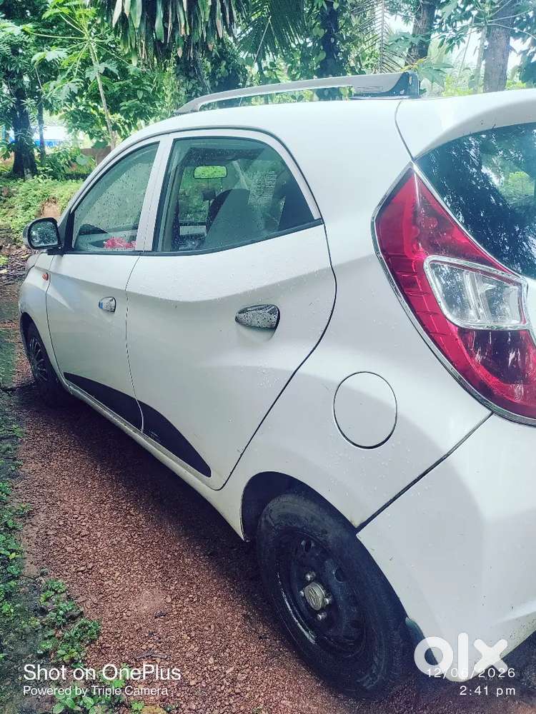 Hyundai Eon 2017 Petrol 130000 Km Driven