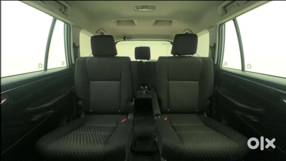 Toyota Innova Crysta [2020-ongoing] 2.7 Gx At 7 Str, 2022, Petrol