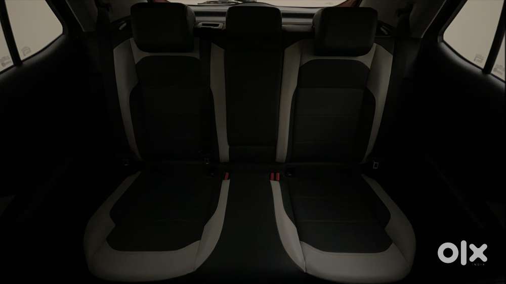 Volkswagen Taigun Topline 1.0 Tsi Mt (electric Seats), 2022, Petrol