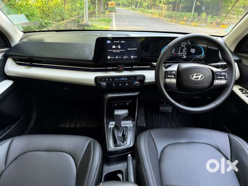 Hyundai Verna 1.5 Sx Ivt, 2024, Petrol