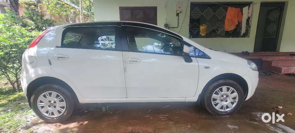 Well Maintained, New Battery, New Bridgstone Tyres 99%