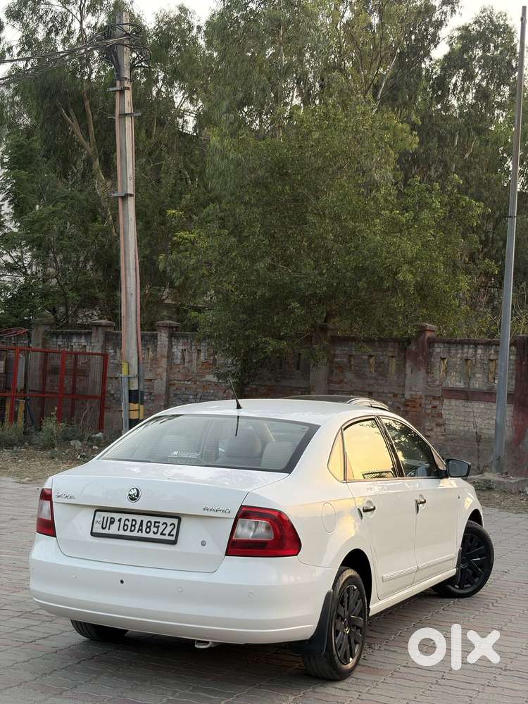 Skoda Rapid 1.6 Mpi Active, 2015, Petrol