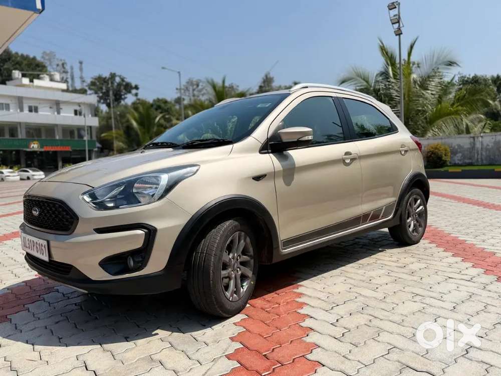 Freestyle Diesel Titanium Plus 6 Airbags Single Owner