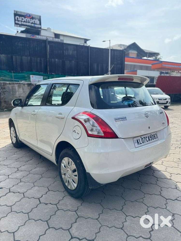 Maruti Suzuki Swift 1.2 Vxi (o), 2014, Petrol