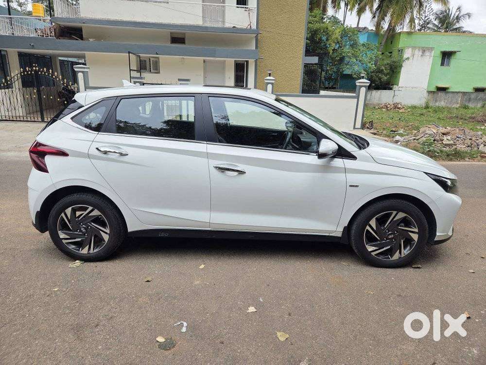 Hyundai New I20 1.0 Asta (o) Turbo Dct, 2023, Petrol