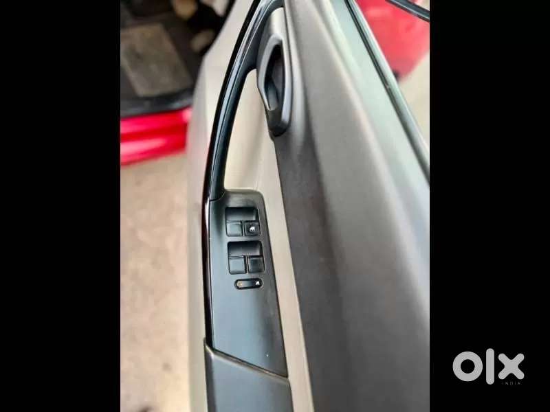 Tata Tiago Xza, 2019, Petrol