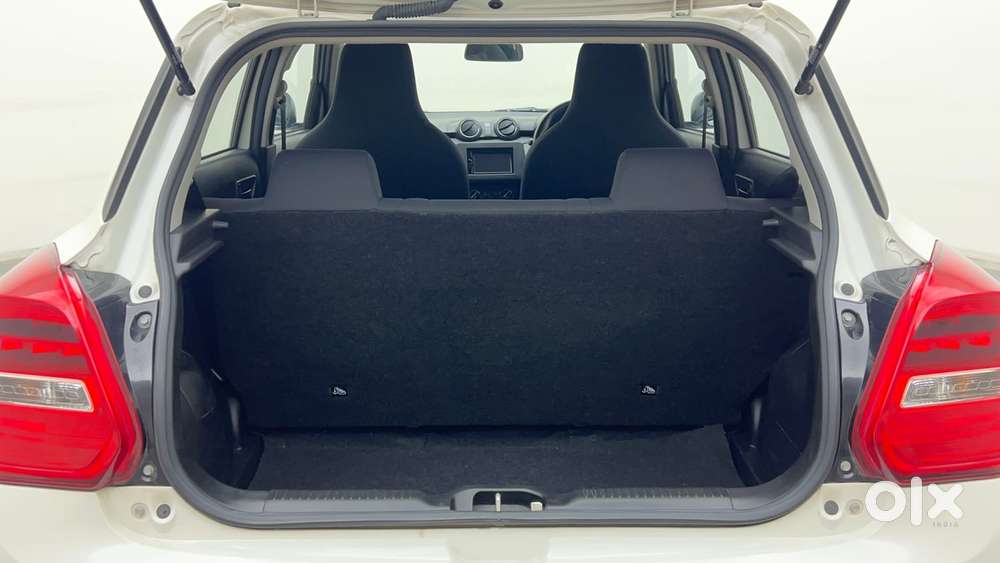 Maruti Suzuki Swift 1.3 Lxi, 2023, Petrol