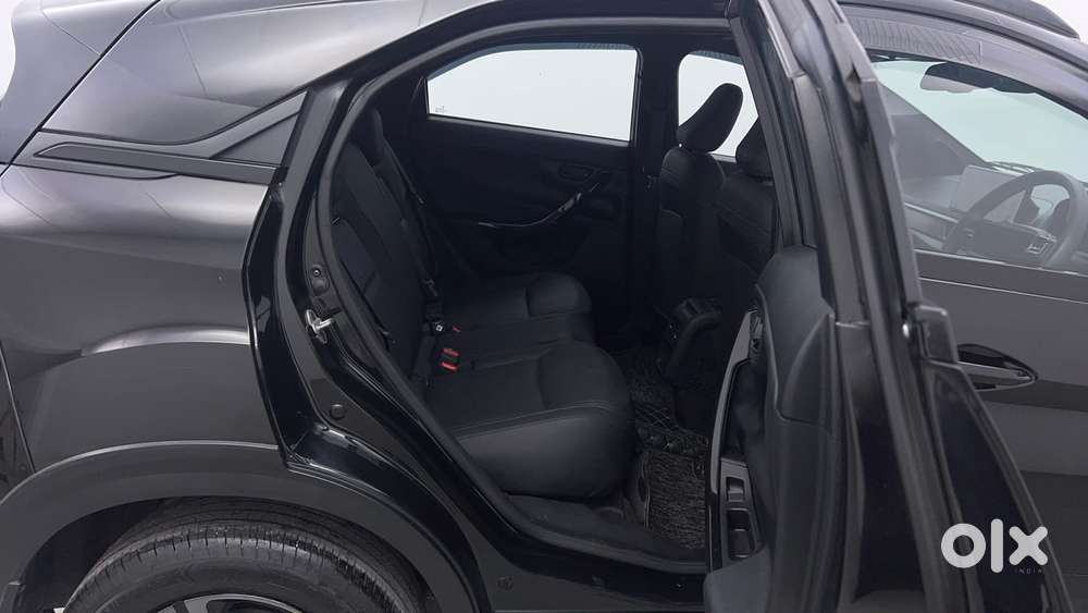 Tata Nexon Creative Plus 1.2 Petrol 6mt Dark Edition, 2024, Petrol