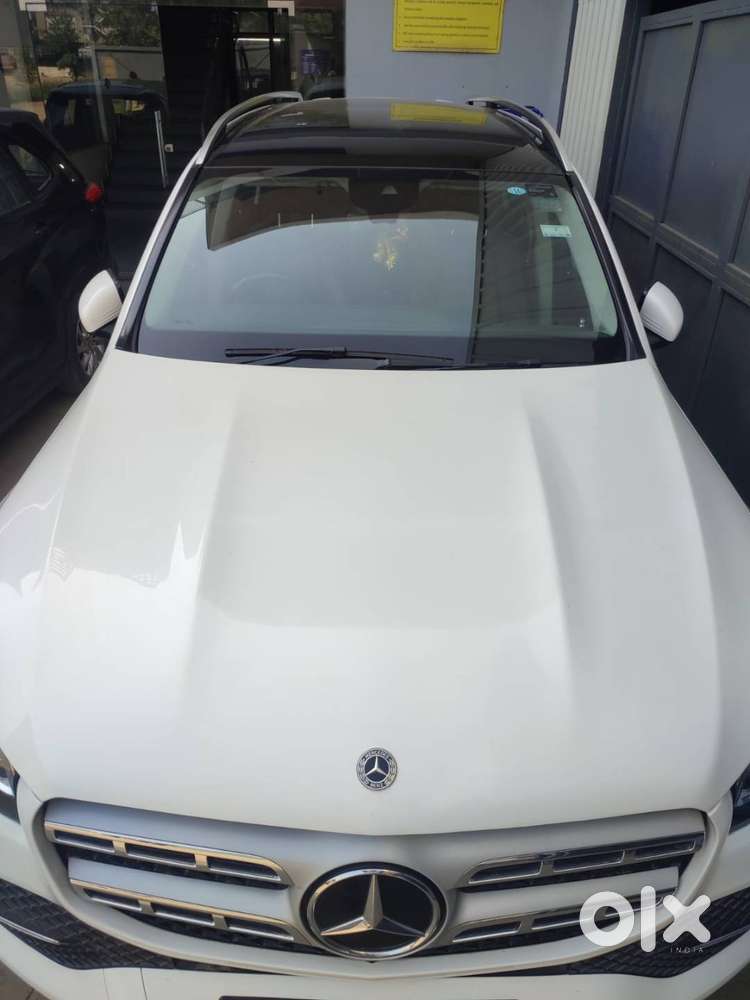 Brand New Condition Mercedez Gls 400d Diesel 2021 Model