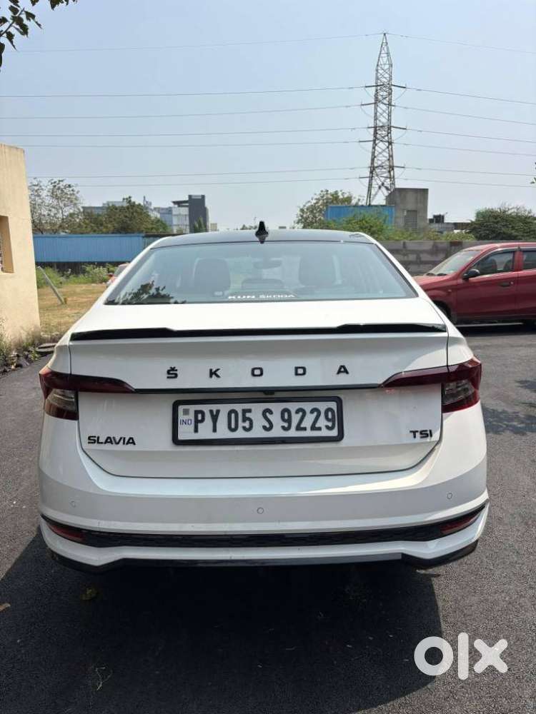 Skoda Slavia 1.0 Style Non-sunroof Tsi, 2024, Petrol