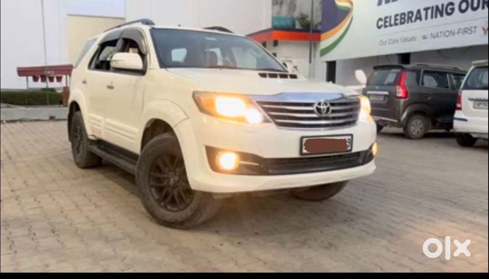 Toyota Fortuner Diesel 2015