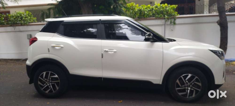 Mahindra Xuv300 W8 Option, 2023, Petrol