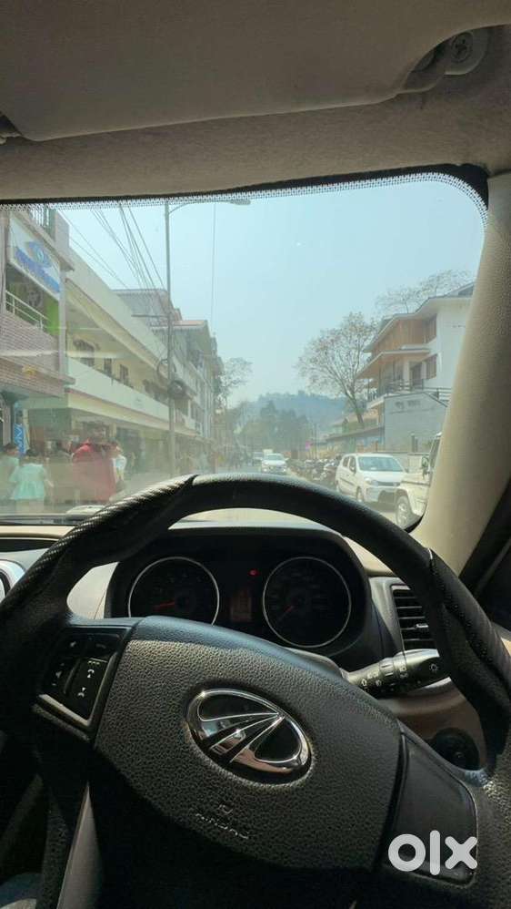 Mahindra Tuv 300 2017 Diesel Well Maintained