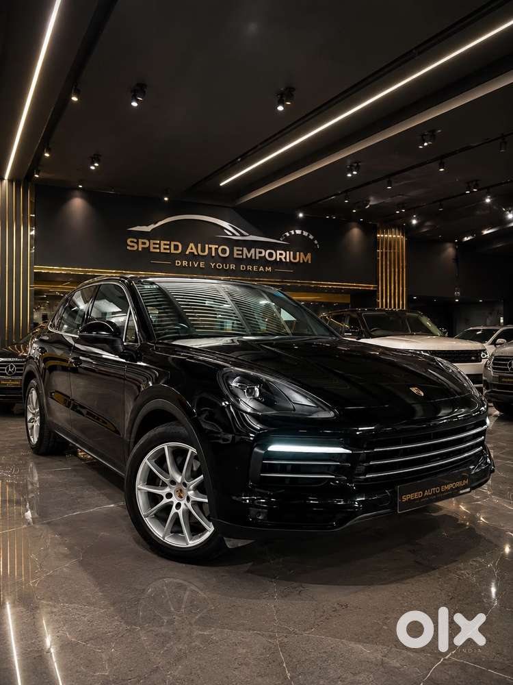 Porsche Cayenne Base, 2022, Petrol