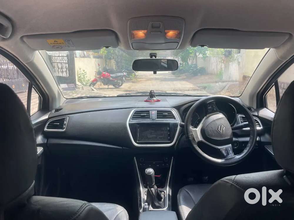 Maruti Suzuki S Cross 2017 Diesel Well Maintained