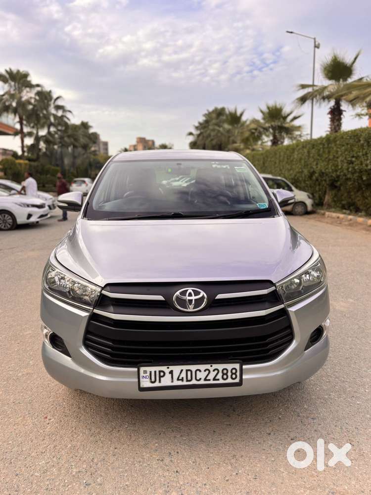 Toyota Innova Crysta 2.4 Gx Mt, 2017, Diesel
